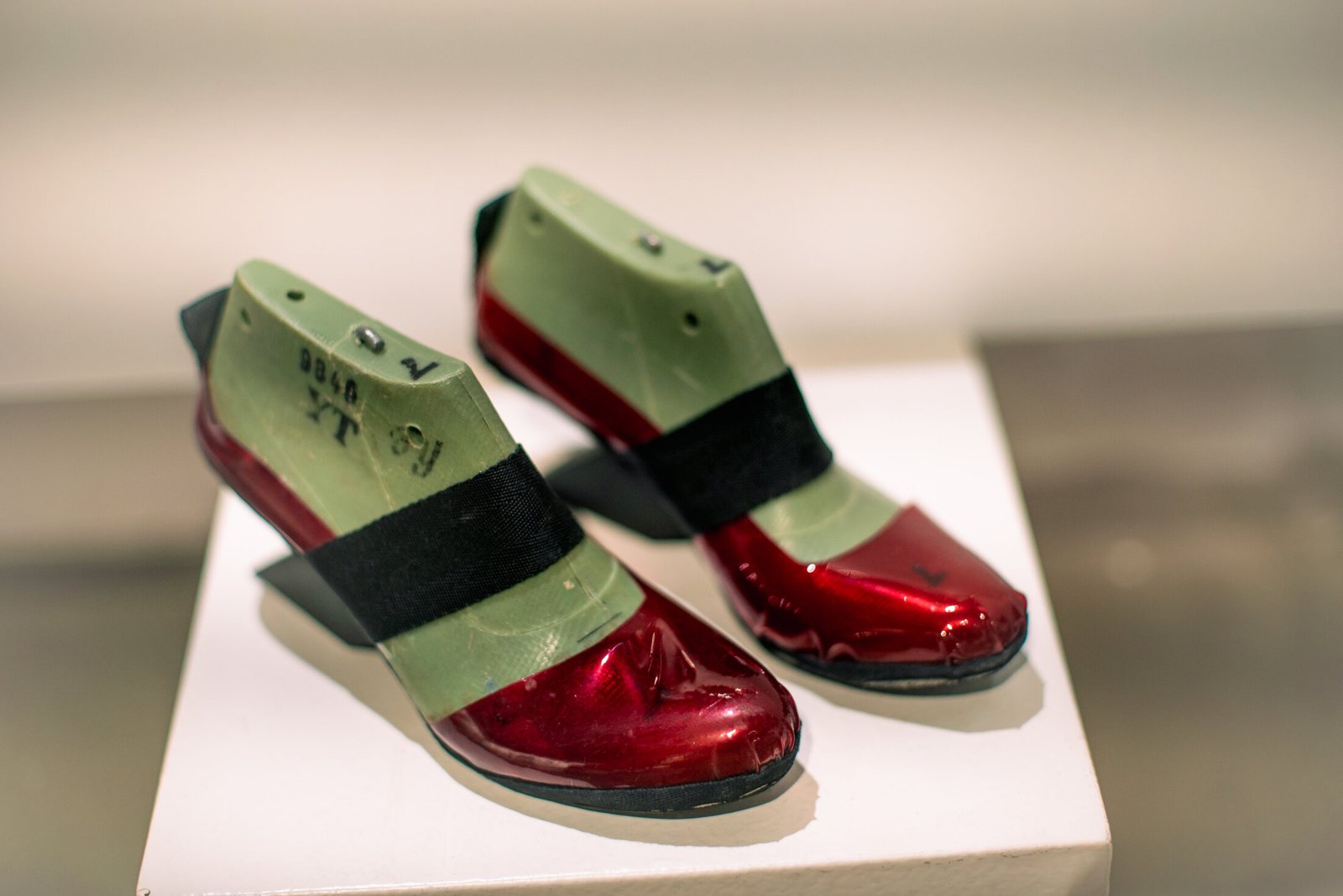 A Sympoietic Fashion Practice: Bonds — project documentation